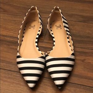 NWOT black and white stripe shoes